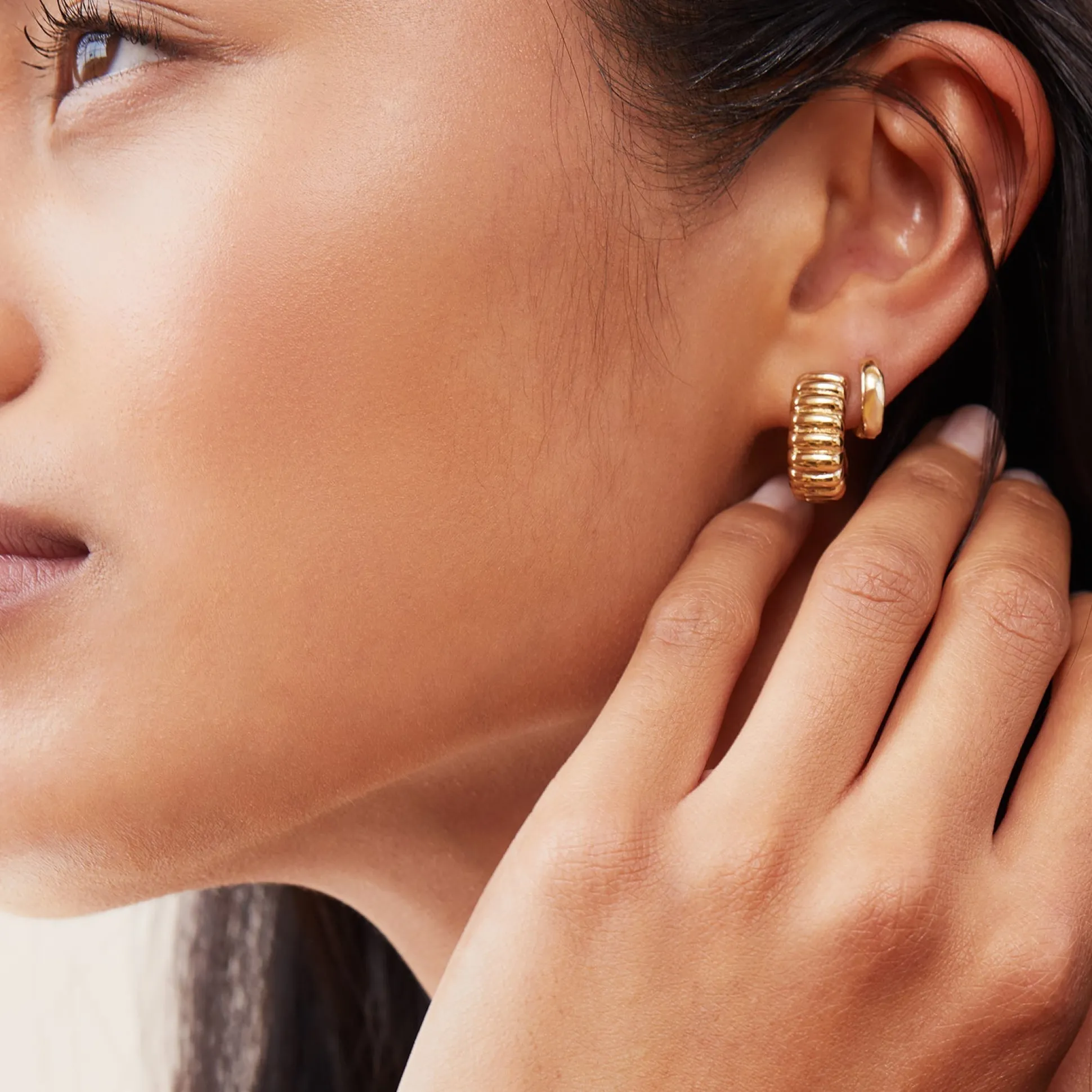 Mejuri Charlotte Bold Hoops- Hoop Earrings | Earrings