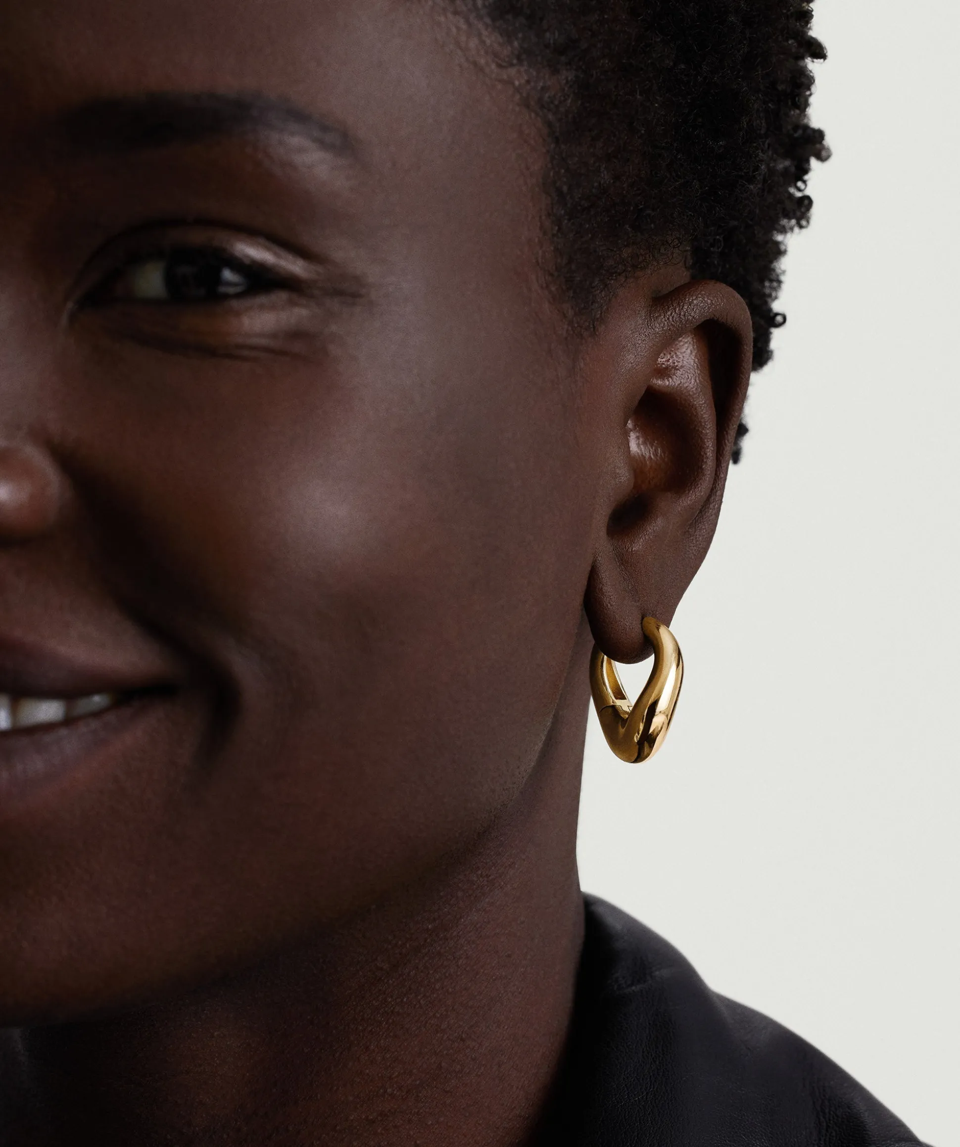 Mejuri Dôme Figure Hoops- Hoop Earrings | Earrings