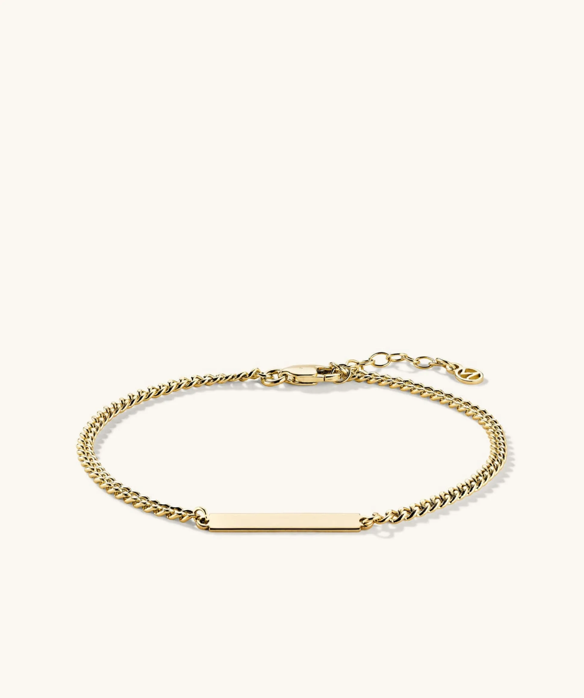 Mejuri Engravable Bar Curb Chain Bracelet- Bracelets