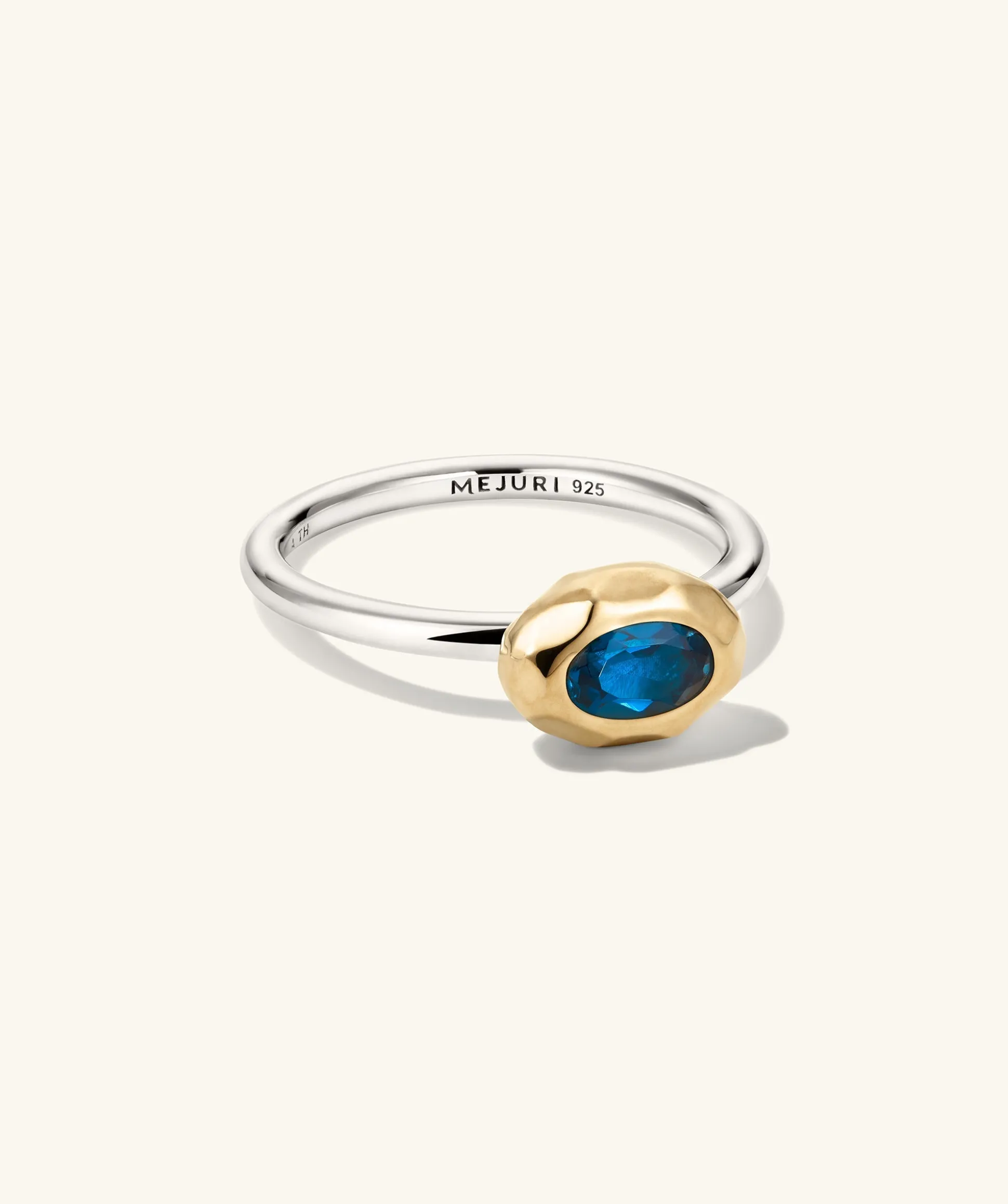 Mejuri Oval Geo Gem Ring- Stackable Rings | Rings