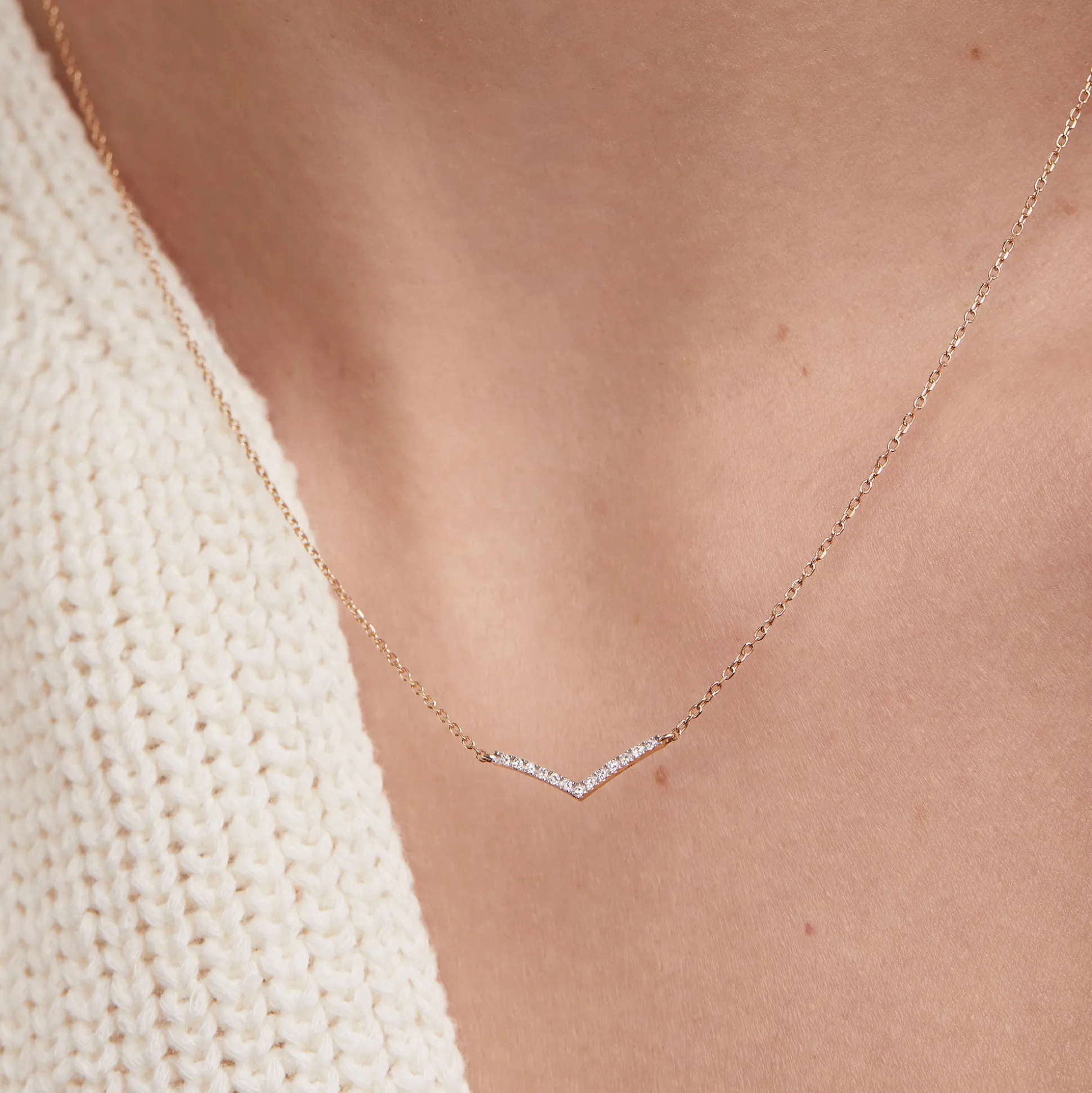 Mejuri Pavé Diamond Wishbone Necklace- Necklaces